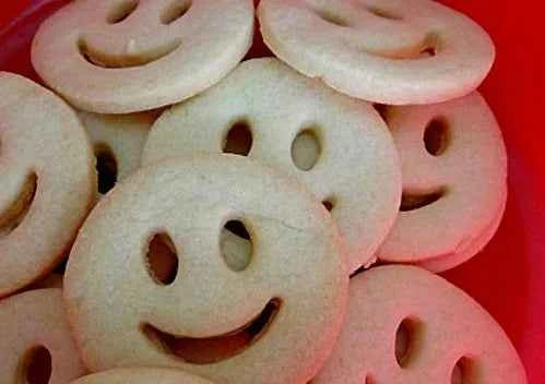 Smile. Tagliapasta per biscotti con timbrino Smile