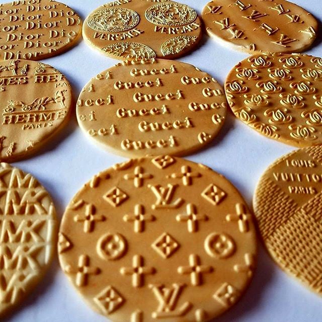 Versace Griffe. Mattarello Acrilico per decorazione