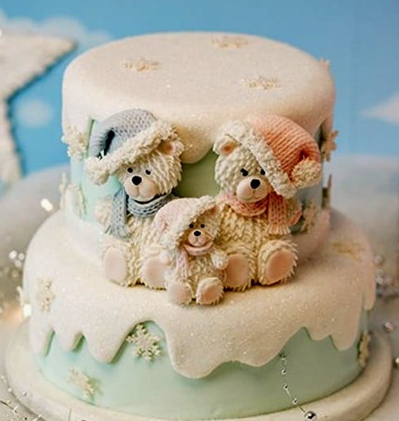 2 types of knitting. Crochet wool. Silicone mold.