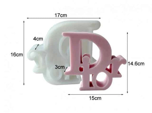 Grande Logo Griffe Dior di 15 x h 14.6 x 3 cm. Stampo in silicone anche per Candele