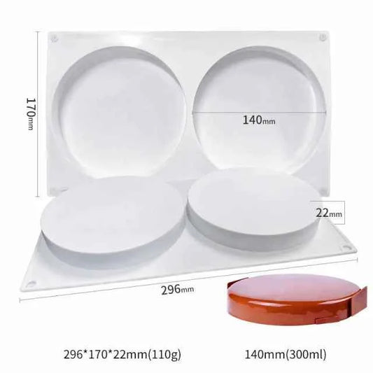 Grande bordo Quadrati decorati. Stampo Tagliapasta