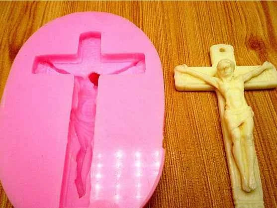Grande Croce decorata di 13.5 cm. Stampo in silicone