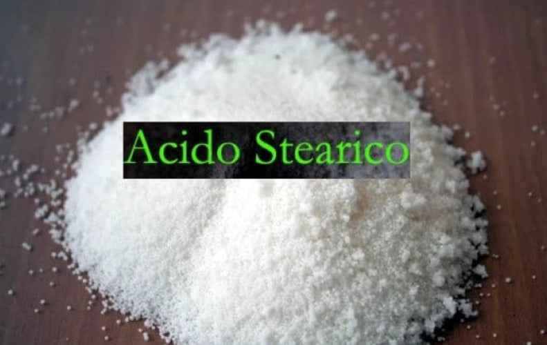 Stearina Vegetale. 1 Kg. Per accrescere la Solidità delle candele