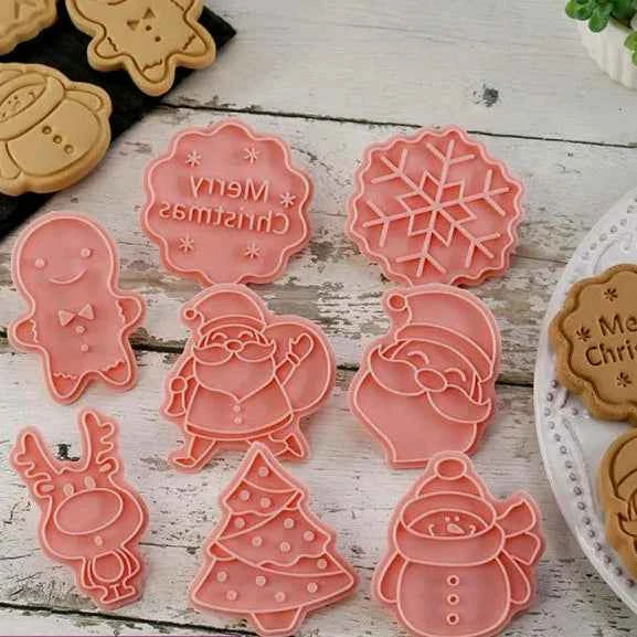 Natale. Set di 8 Stampi per Biscotti