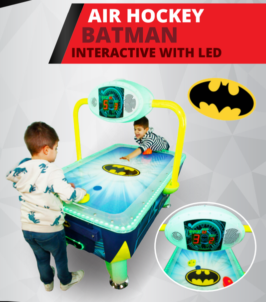 AIR HOCKEY BATMAN. Batman vola sull’hockey da tavolo