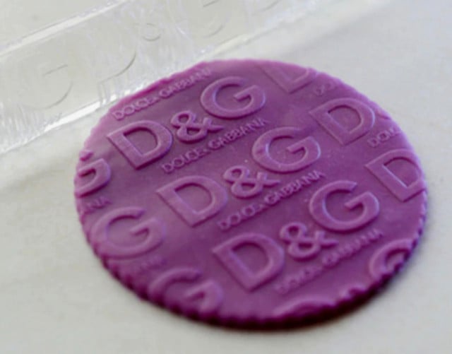 Dolce e Gabbana Griffe. Mattarello Acrilico per decorazione D&G