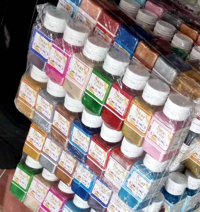 Tempera BIANCO PERLA edibile METAL per pitture luminose e compatte su Candele e Saponi.