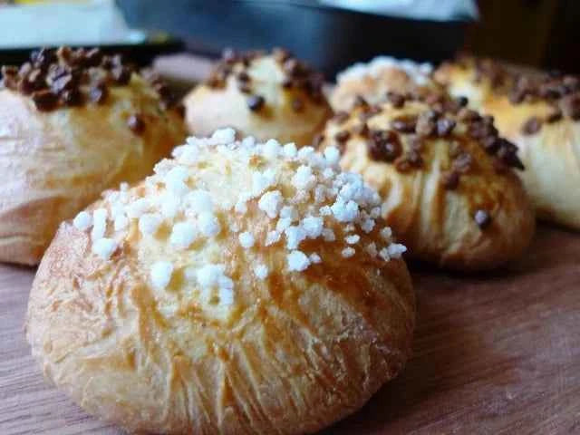 Granella di Zucchero Grossa Extra Bianca 1.5 x 0.5 cm. Ideale per Colombe Panettone e Dolci