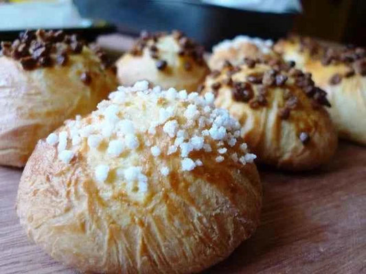 Granella di Zucchero Grossa Extra Bianca 1.5 x 0.5 cm. Ideale per Colombe Panettone e Dolci