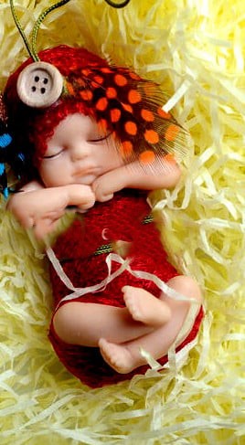 Neonato pugni chiusi. Stampo in silicone anche per Candele