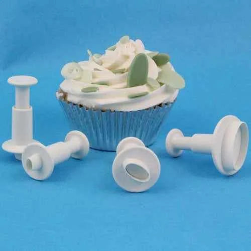 Ovali lisci. Set di 9 Stampi Tagliapasta in metallo.