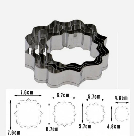 Set di 4 grandi Cornici decorative in metallo. Stampo Cutter Tagliapasta Cornice