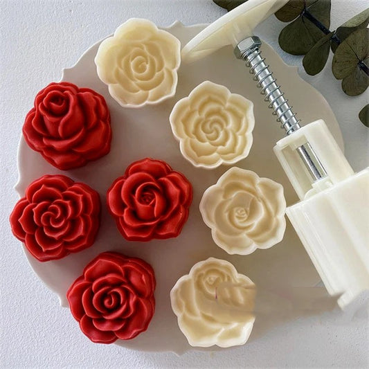 4 Bellissime Rose. Fantastico stampo Mooncake. Set di 4 forme