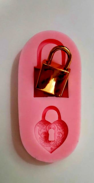 Griffe Lucchetto. Grande Stampo in silicone di 10 x 5 cm
