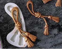 Compass. Vintage Baroque. Silicone mold.