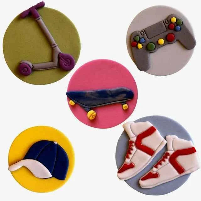 Tortiera Pallone Rugby o Squalo in Alluminio Anodizzato. Wilton.