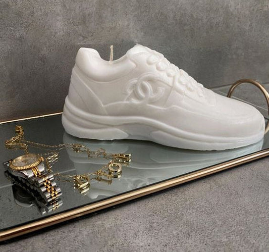 Sneaker Scarpa griffata di 13 cm. Stampo in silicone anche per Candele