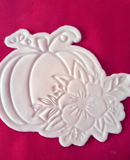 Stampo Grande Zucca con Fiore. Cutter Taglia Biscotti Halloween di 10 x 12 cm