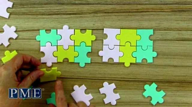 Triangoli. Set di 3 Multi Tagliapasta Geometrici Mattoni. PME