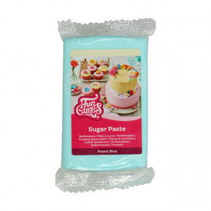 Azzurro Pastello. Pasta di zucchero FunCakes. 250 gr. Senza Glutine e Kosher
