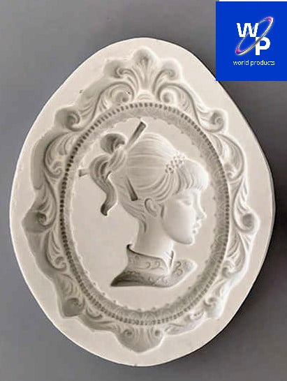 Grande Cornice con Donna 15 x 12 cm. Barocco Vintage. Stampo in silicone