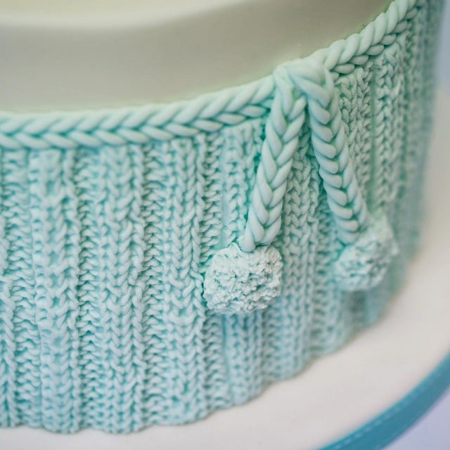 English Wool Knit. Fantastic large Chunky Rib silicone mold. Original Karen Davies.