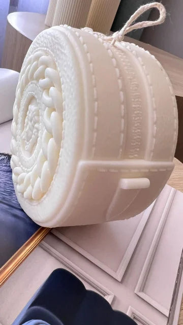 Grande Borsetta Logo Griffe Versace di 11.6 x h12 x 6.5 cm. Stampo in silicone anche per Candele