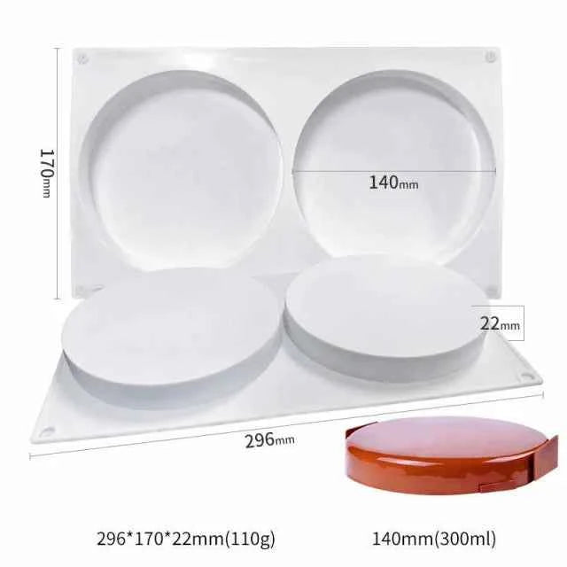 Grande bordo Quadrati decorati. Stampo Tagliapasta