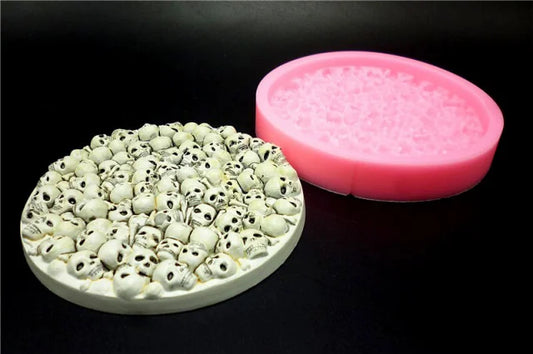 10 or 15 cm column with thin lines. Silicone mold also for candles.