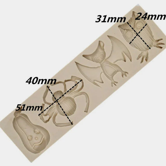 10 or 15 cm column with thin lines. Silicone mold also for candles.