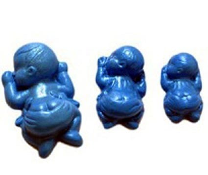 3 Newborns of various sizes