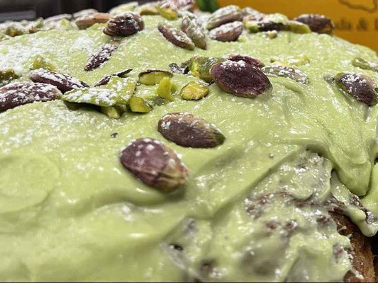 Box Pasquale World Products Shop. Colomba al pistacchio 1kg + Uovo di Pasqua FARCITO al pistacchio 500gr