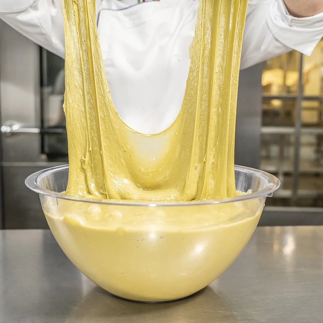 Colomba artigianale senza lattosio Cuore d'Albicocca,con glassa alle mandorle.   1 KILO.