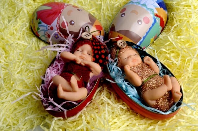 Neonato pugni chiusi. Stampo in silicone anche per Candele