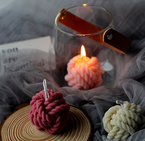 Ball of Wool. Silicone mold also for candles.