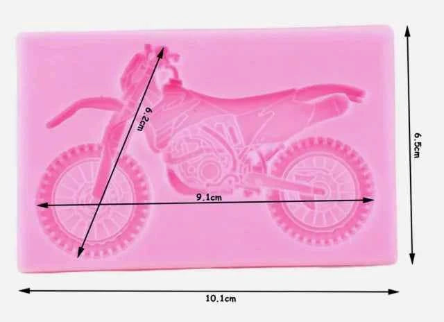 Treno. Stampo Tagliapasta in plastica.