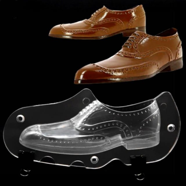 Elegant Men's Shoe. Double 3D Chocolate Mold in Rigid Polycarbonate.
