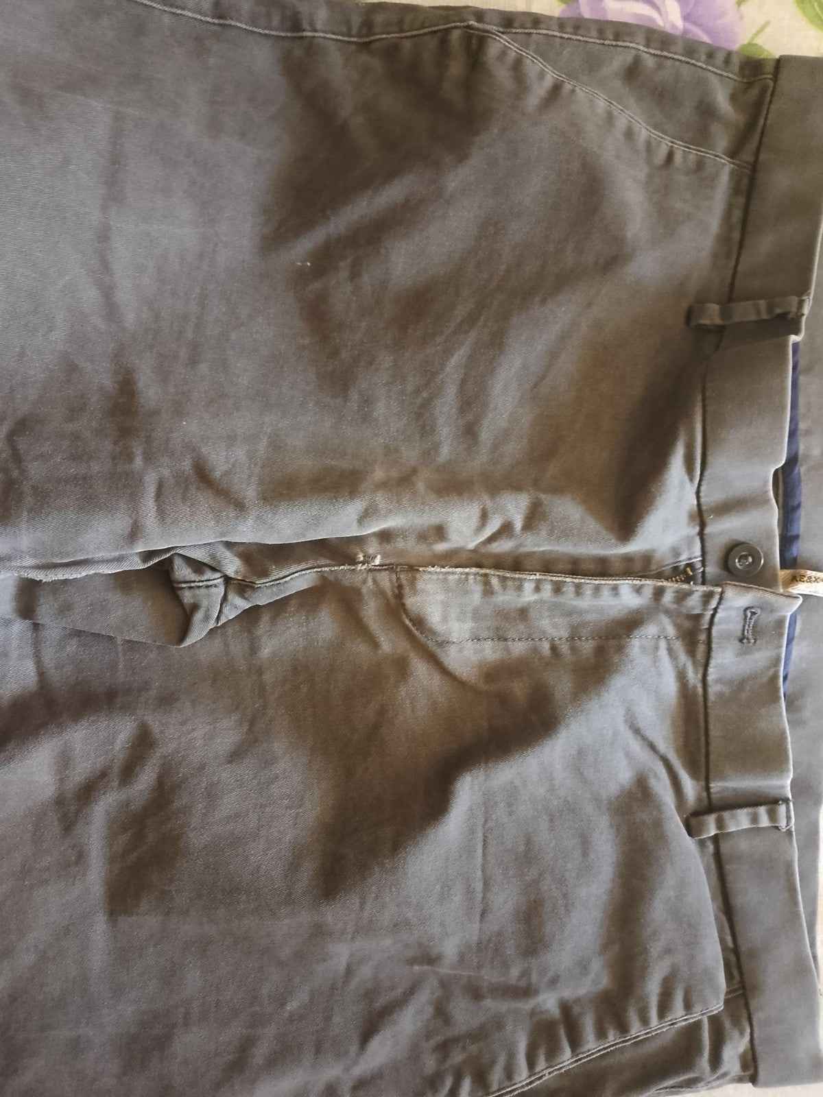 Jeans elegante GRIGIO casual marca REeX wear.