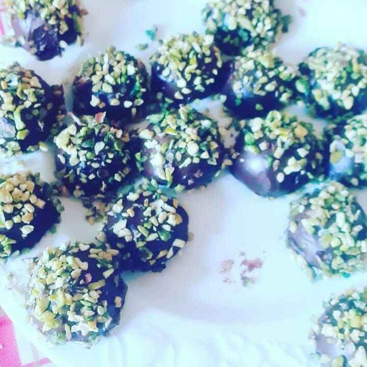 cioccolatini, gusti misti o a scelta. artigianali,di alta qualità. materie prime