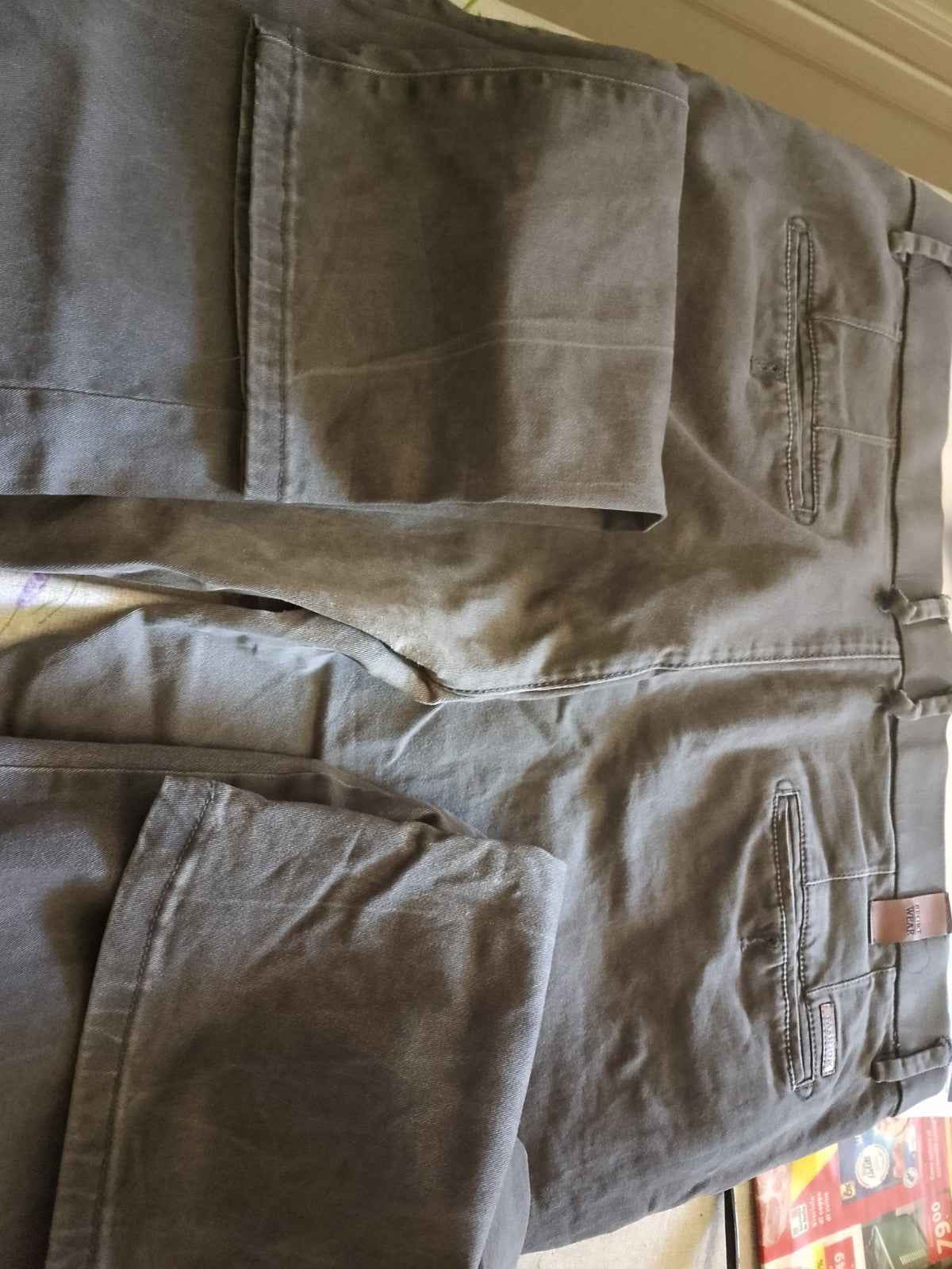 Jeans elegante GRIGIO casual marca REeX wear.