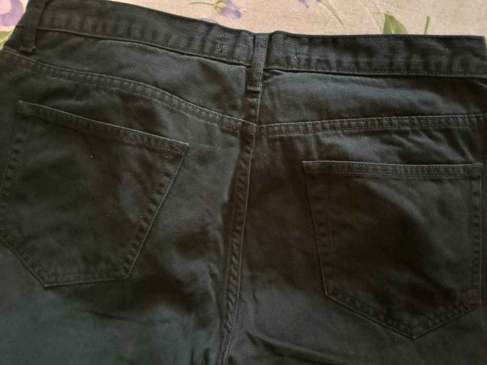 JEANS NERI.TAGLIA 52/L. VINTAGE SLIM. CHIUSURA BOTTONI