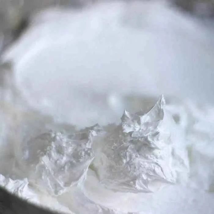 Schiuma Burro da bagno cosmetica. Melt and Pour Crystal OPC