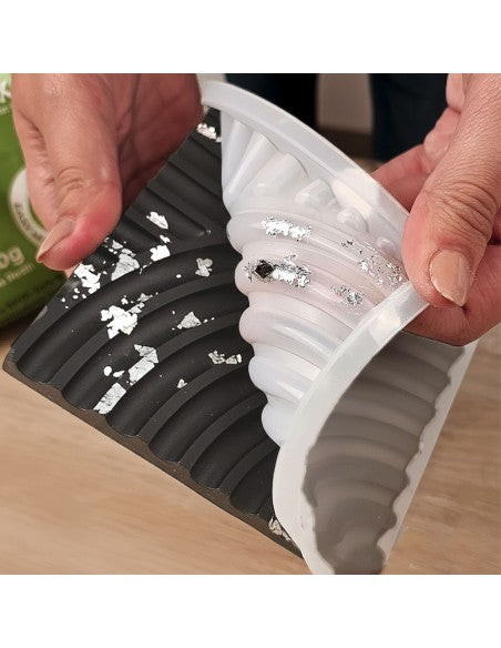 AQUA RESIN BLACK – Gesso premium in Nero Assoluto, naturale, atossico e sicuro