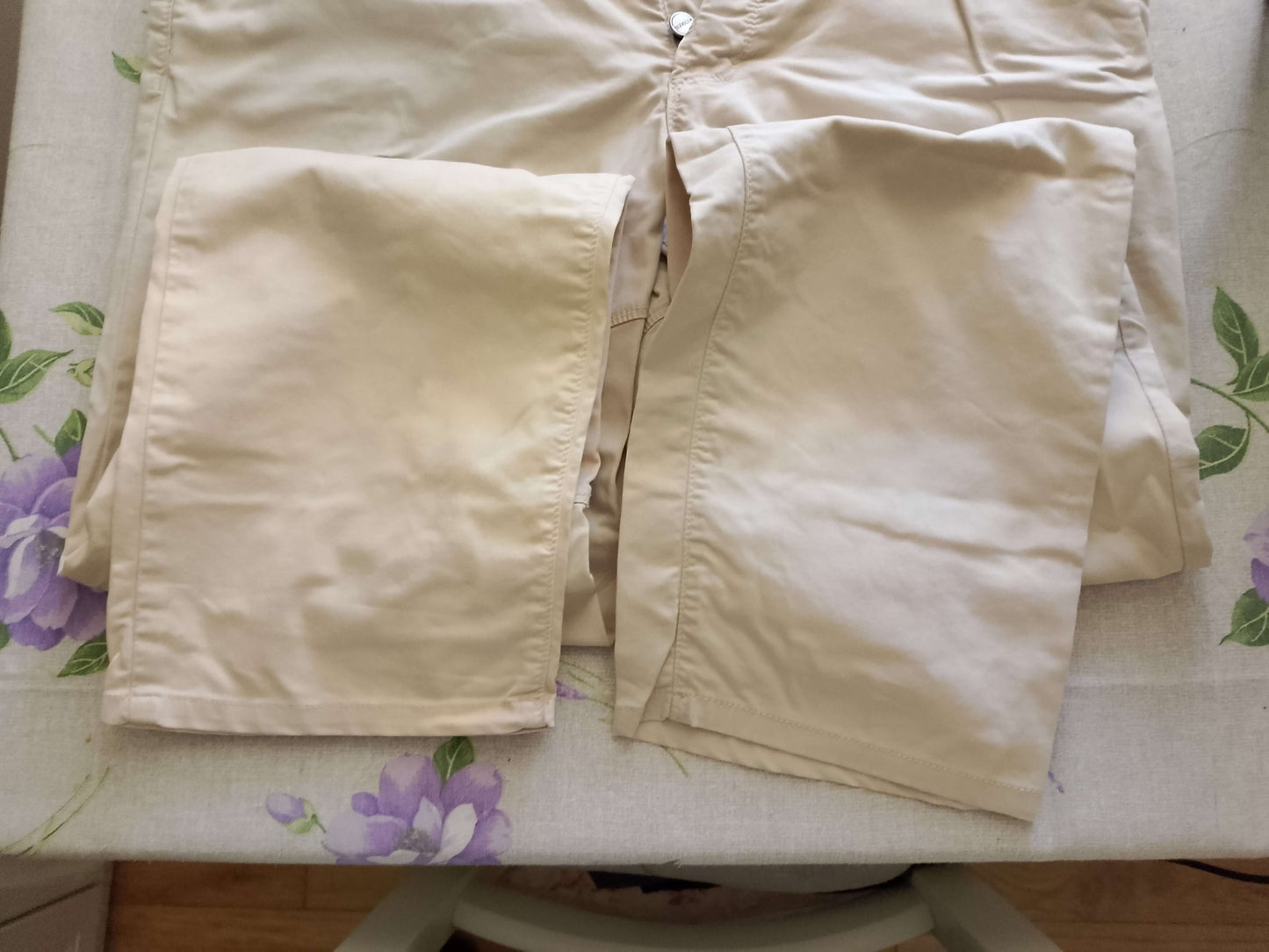 Pantaloni cotone Siviglia. beige Originali. NUOVI.         Tg 52/54 - WORLD PRODUCTS SHOP