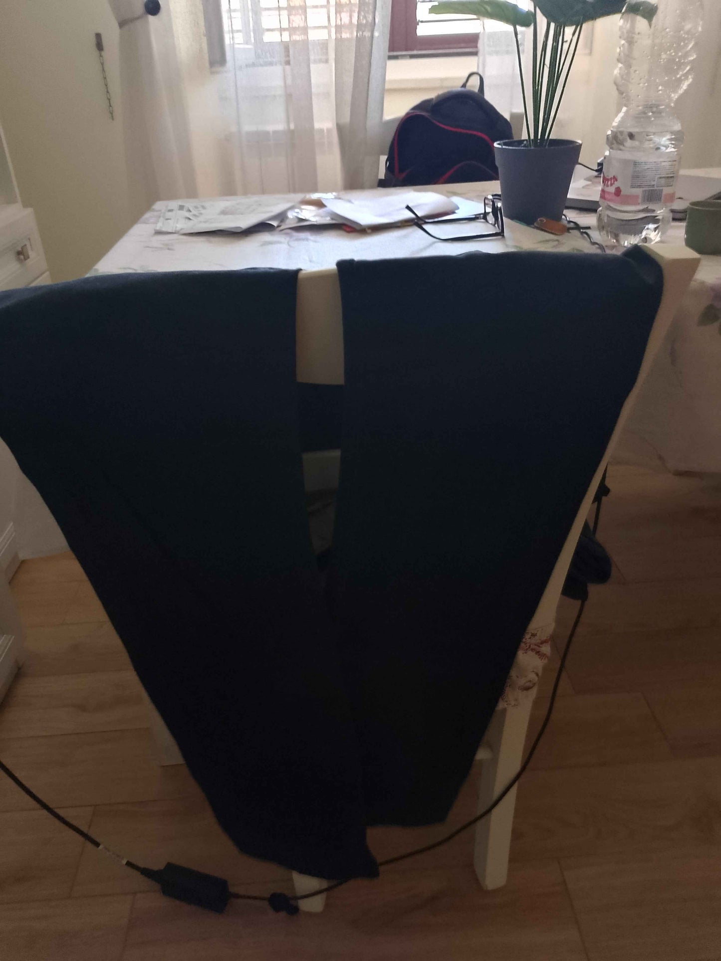 JEANS NERI.TAGLIA 52/L. VINTAGE SLIM.       CHIUSURA BOTTONI